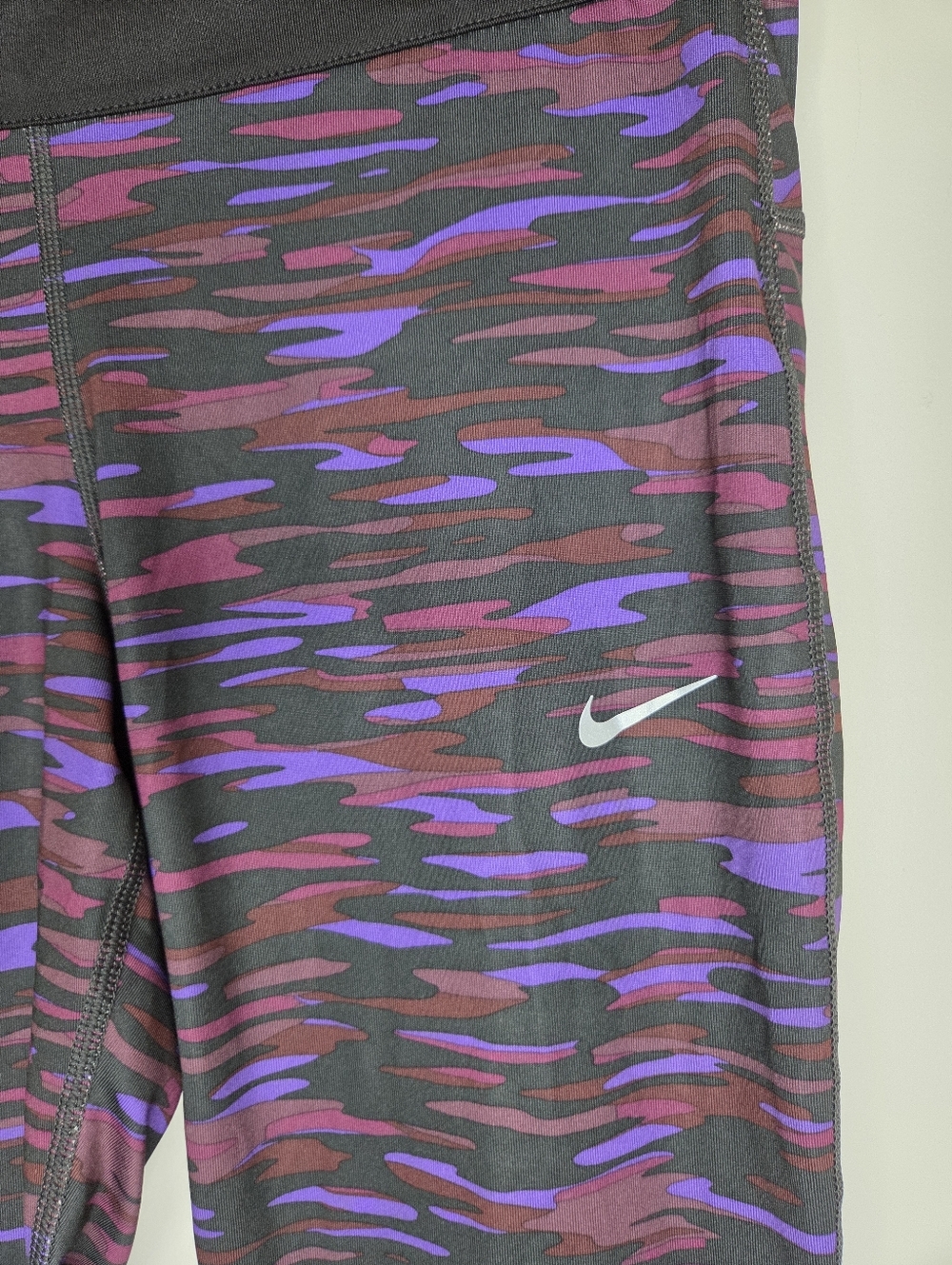 NWT Nike size M Relay- Dri-FIT Black & Multicolor Running Tights - Picture 5 of 11